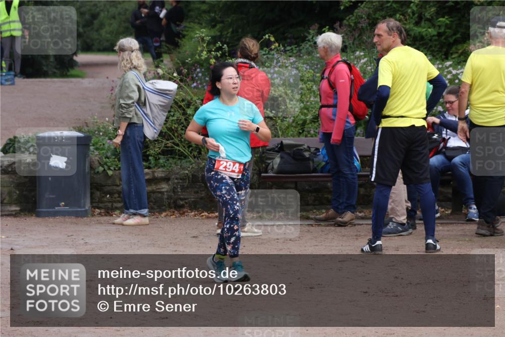 13.09.2026 - Stadtparktriathlon Emre Sener http://msf.ph/oto/10263803 13.09.2026 11:12:55 Laufen 294, 294 meine-sportfotos.de