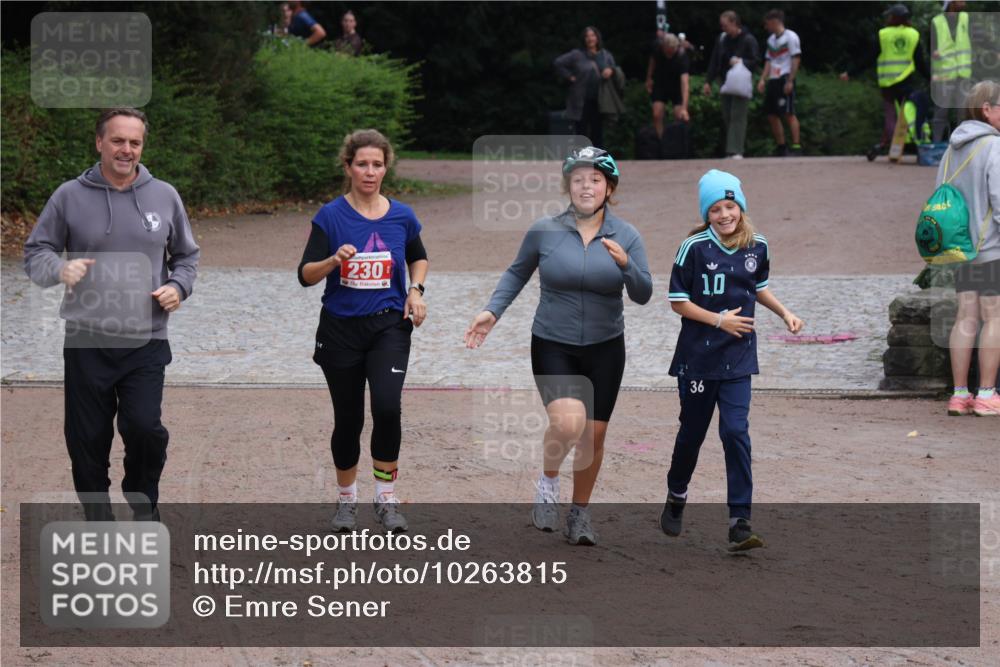 13.09.2026 - Stadtparktriathlon Emre Sener http://msf.ph/oto/10263815 13.09.2026 11:13:35 Laufen 230, 10, 36, 230 meine-sportfotos.de