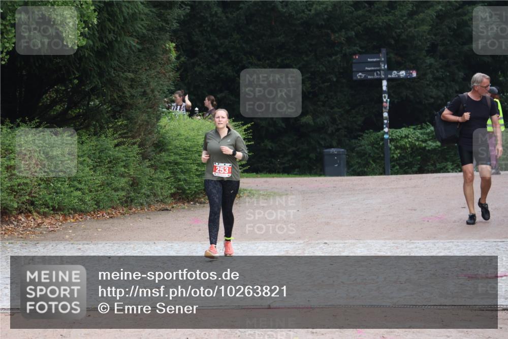 13.09.2026 - Stadtparktriathlon Emre Sener http://msf.ph/oto/10263821 13.09.2026 11:14:24 Laufen 253, 253, 329 meine-sportfotos.de