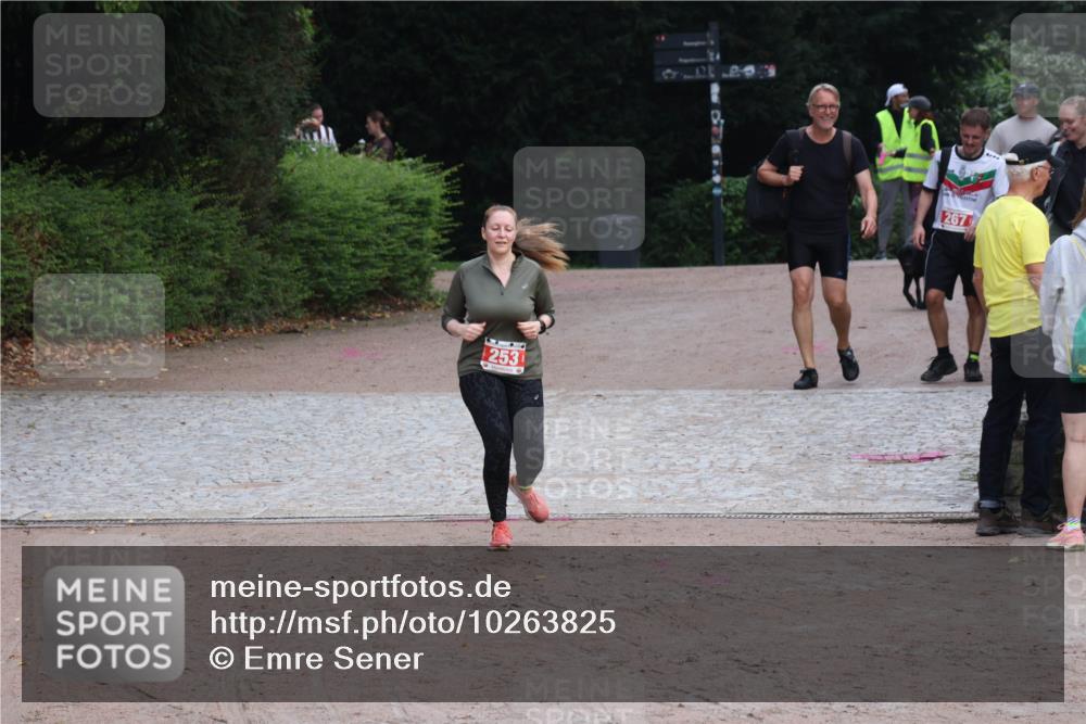 13.09.2026 - Stadtparktriathlon Emre Sener http://msf.ph/oto/10263825 13.09.2026 11:14:27 Laufen 253, 267, 253, 329 meine-sportfotos.de