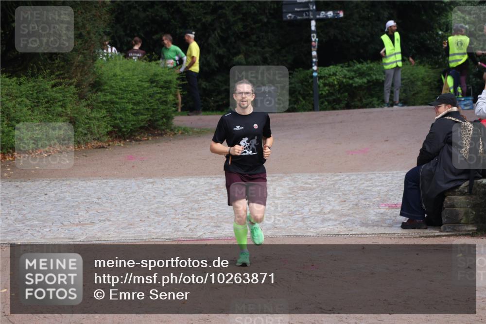 13.09.2026 - Stadtparktriathlon Emre Sener http://msf.ph/oto/10263871 13.09.2026 11:17:21 Laufen 307 meine-sportfotos.de