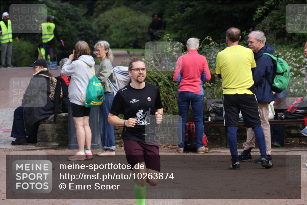 13.09.2026 - Stadtparktriathlon Emre Sener http://msf.ph/oto/10263874 13.09.2026 11:17:23 Laufen 307 meine-sportfotos.de