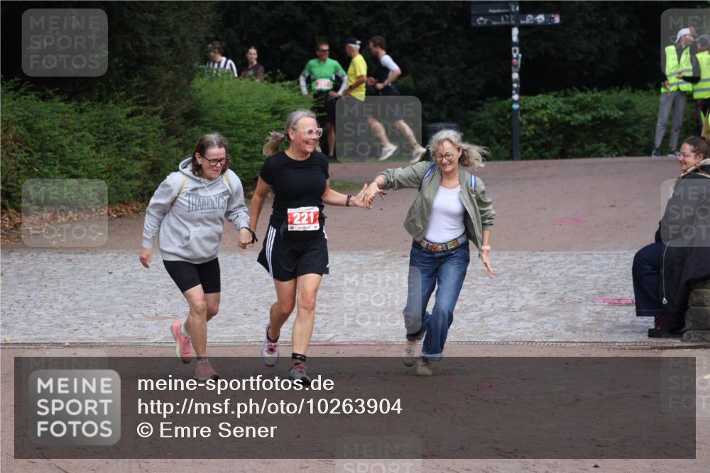 13.09.2026 - Stadtparktriathlon Emre Sener http://msf.ph/oto/10263904 13.09.2026 11:18:55 Laufen 221, 221 meine-sportfotos.de