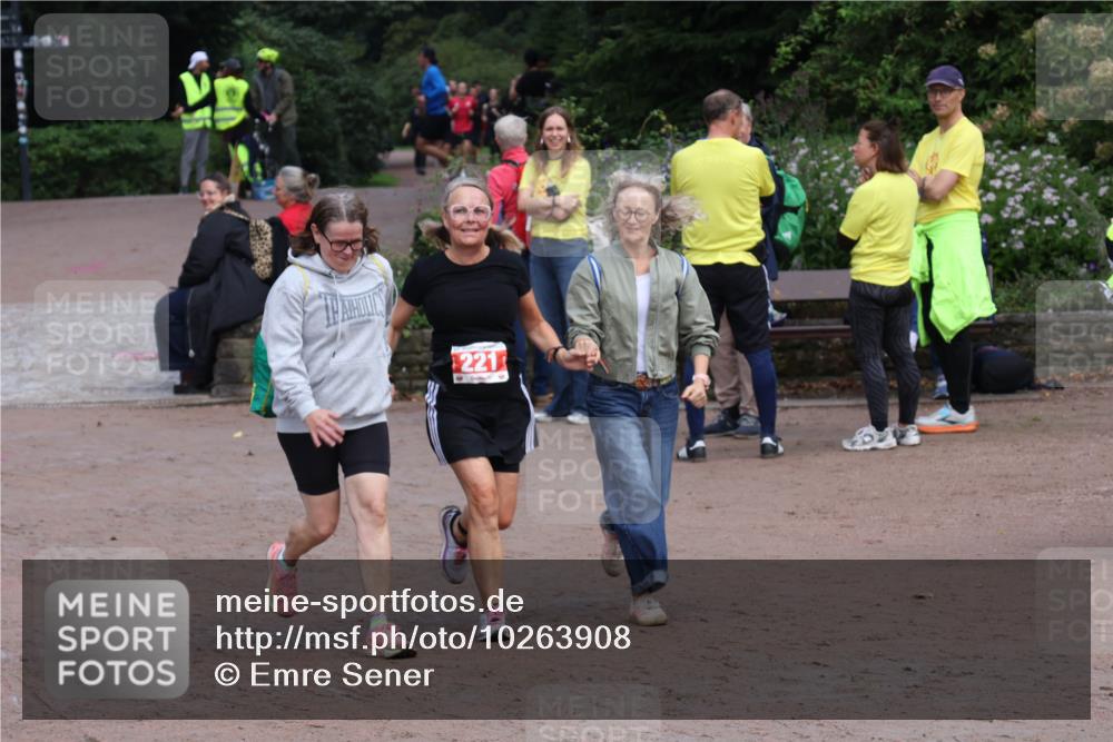 13.09.2026 - Stadtparktriathlon Emre Sener http://msf.ph/oto/10263908 13.09.2026 11:18:59 Laufen 221, 221 meine-sportfotos.de