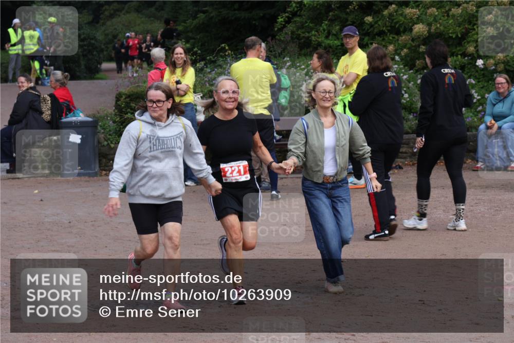 13.09.2026 - Stadtparktriathlon Emre Sener http://msf.ph/oto/10263909 13.09.2026 11:19:00 Laufen 221, 221 meine-sportfotos.de