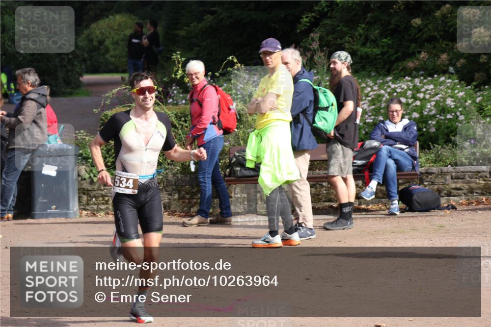13.09.2026 - Stadtparktriathlon Emre Sener http://msf.ph/oto/10263964 13.09.2026 11:22:53 Laufen 534, 364, 534, 563 meine-sportfotos.de