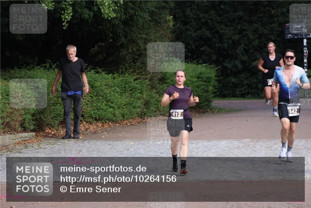 13.09.2026 - Stadtparktriathlon Emre Sener http://msf.ph/oto/10264156 13.09.2026 11:29:40 Laufen 412, 43, 1542, 389, 412, 439, 459, 538, 542 meine-sportfotos.de