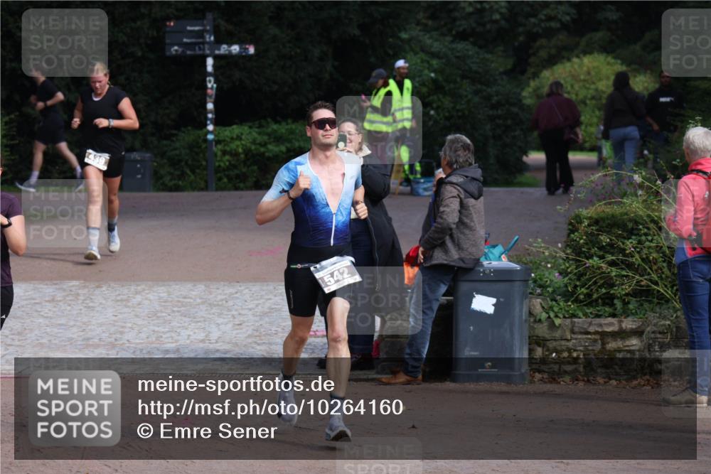 13.09.2026 - Stadtparktriathlon Emre Sener http://msf.ph/oto/10264160 13.09.2026 11:29:42 Laufen 439, 542, 389, 412, 439, 459, 542 meine-sportfotos.de