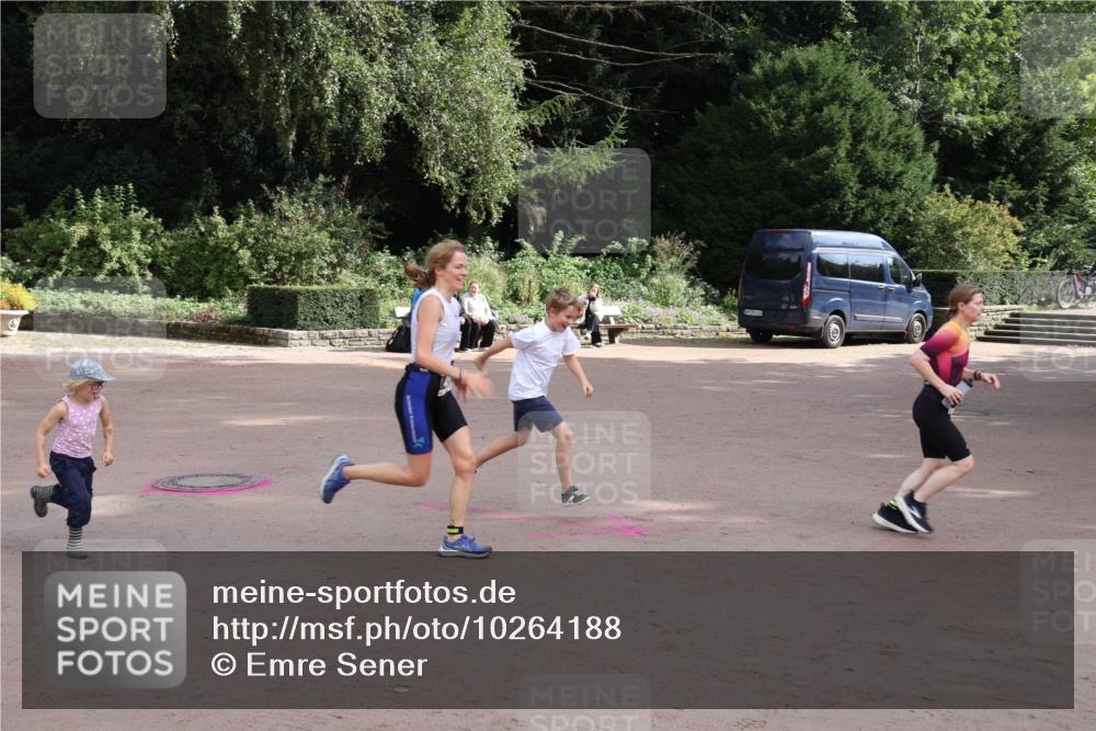 13.09.2026 - Stadtparktriathlon Emre Sener http://msf.ph/oto/10264188 13.09.2026 11:30:36 Laufen 248, 405, 406 meine-sportfotos.de