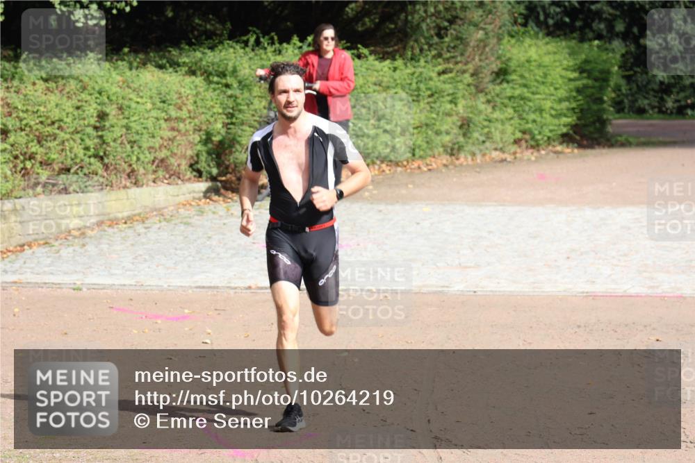 13.09.2026 - Stadtparktriathlon Emre Sener http://msf.ph/oto/10264219 13.09.2026 11:31:51 Laufen 415, 527 meine-sportfotos.de