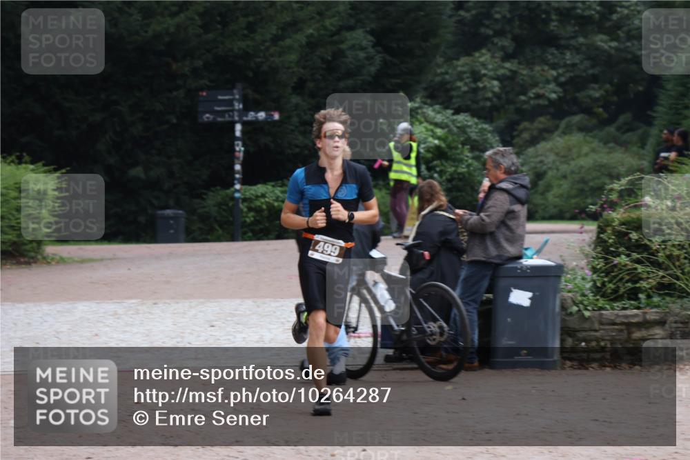 13.09.2026 - Stadtparktriathlon Emre Sener http://msf.ph/oto/10264287 13.09.2026 11:33:47 Laufen 499, 383, 385, 488, 499, 540, 564 meine-sportfotos.de