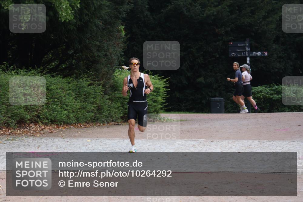 13.09.2026 - Stadtparktriathlon Emre Sener http://msf.ph/oto/10264292 13.09.2026 11:34:02 Laufen 564 meine-sportfotos.de