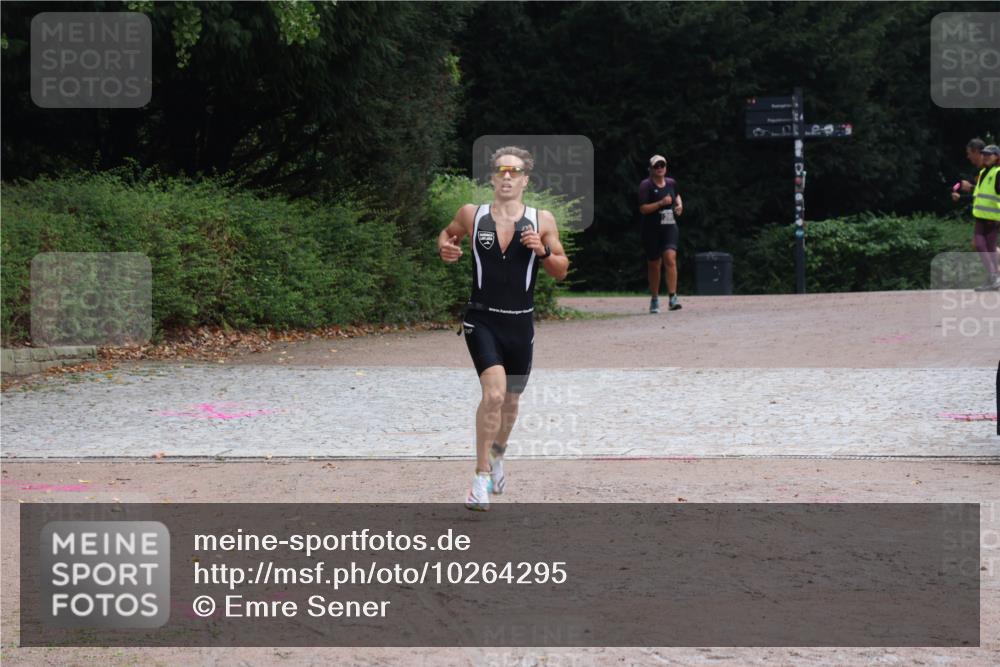 13.09.2026 - Stadtparktriathlon Emre Sener http://msf.ph/oto/10264295 13.09.2026 11:34:04 Laufen 564 meine-sportfotos.de