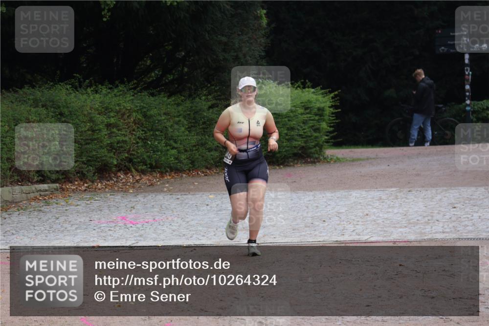13.09.2026 - Stadtparktriathlon Emre Sener http://msf.ph/oto/10264324 13.09.2026 11:34:39 Laufen 346, 381, 390, 449, 550 meine-sportfotos.de