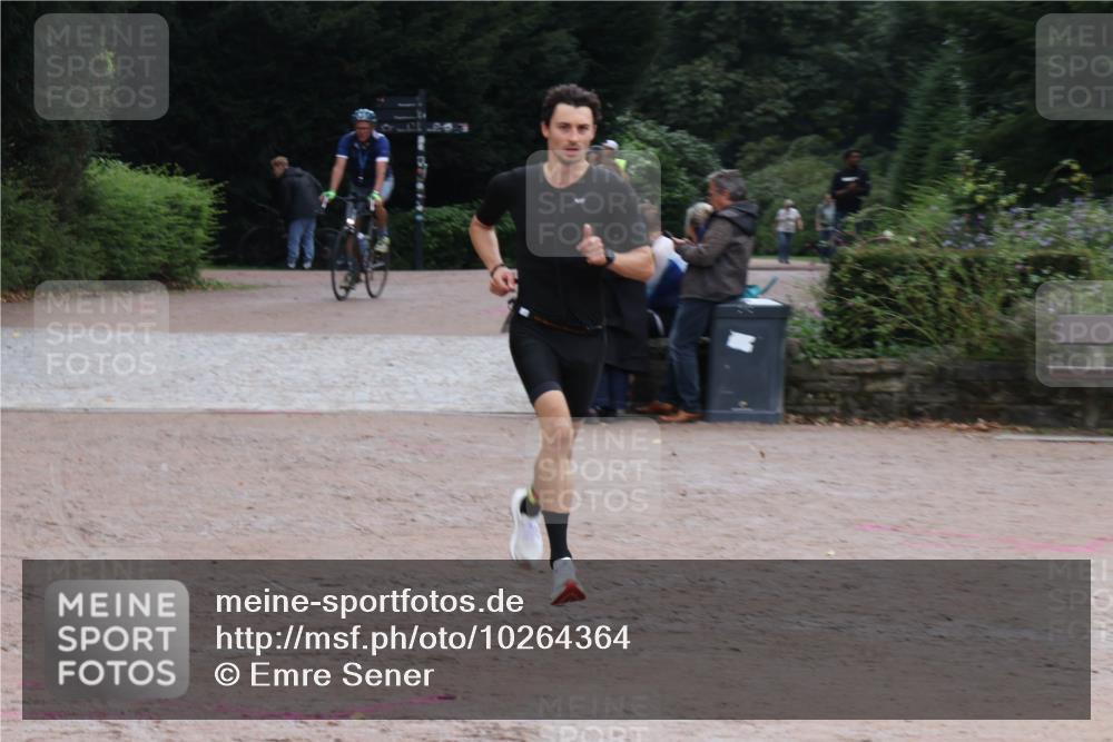 13.09.2026 - Stadtparktriathlon Emre Sener http://msf.ph/oto/10264364 13.09.2026 11:35:59 Laufen 270, 279, 366, 372, 410, 450, 462, 553 meine-sportfotos.de