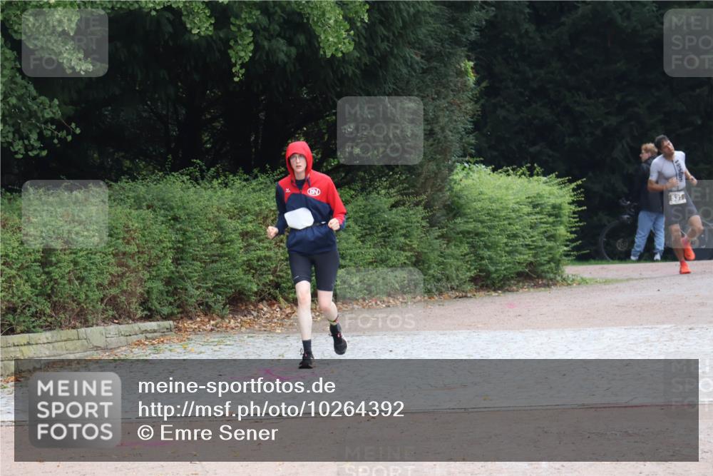 13.09.2026 - Stadtparktriathlon Emre Sener http://msf.ph/oto/10264392 13.09.2026 11:36:28 Laufen 531, 342, 366, 450, 462, 531, 582, 584 meine-sportfotos.de
