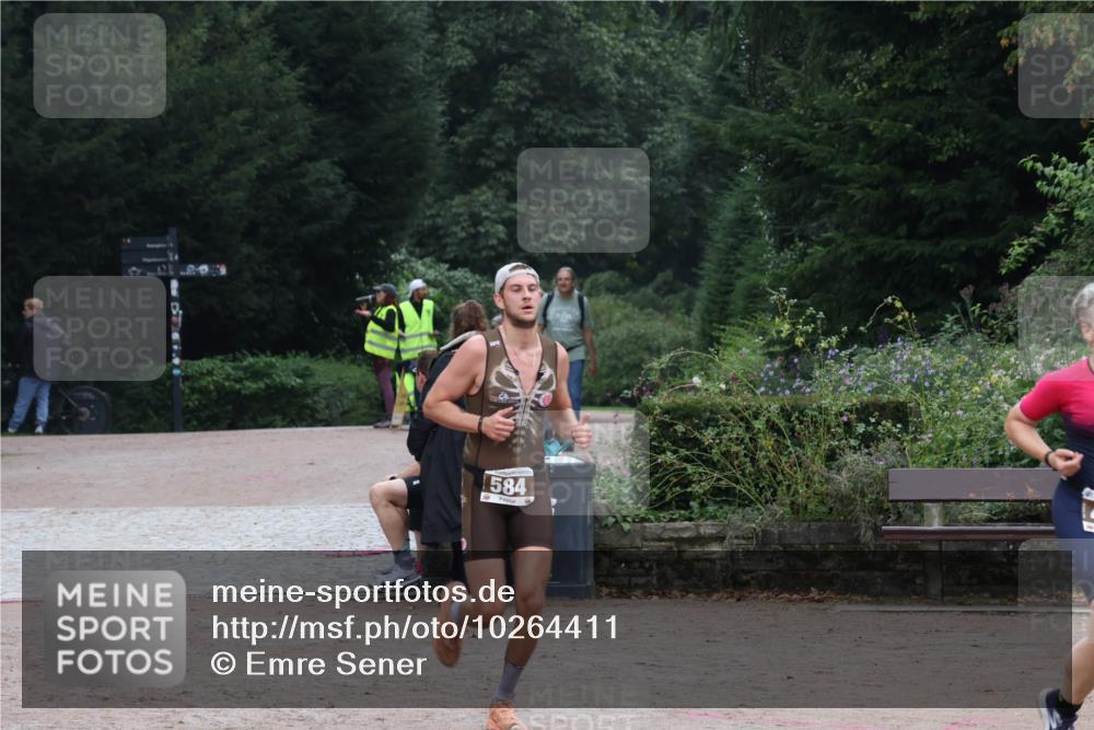 13.09.2026 - Stadtparktriathlon Emre Sener http://msf.ph/oto/10264411 13.09.2026 11:36:50 Laufen 584, 342, 420, 490, 582, 584 meine-sportfotos.de
