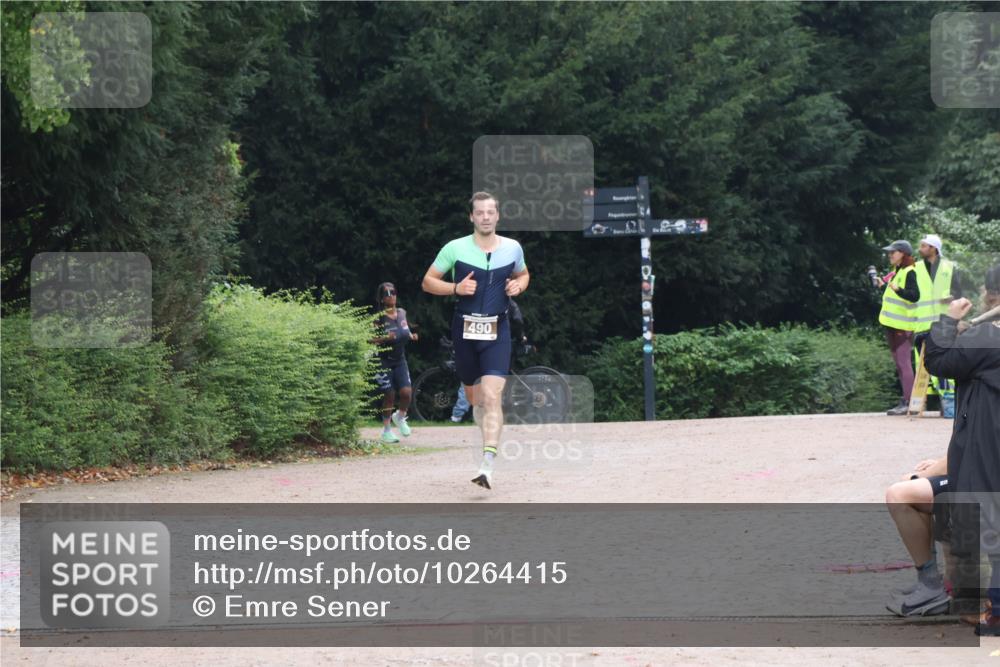13.09.2026 - Stadtparktriathlon Emre Sener http://msf.ph/oto/10264415 13.09.2026 11:36:56 Laufen 490, 420, 490, 582, 584 meine-sportfotos.de