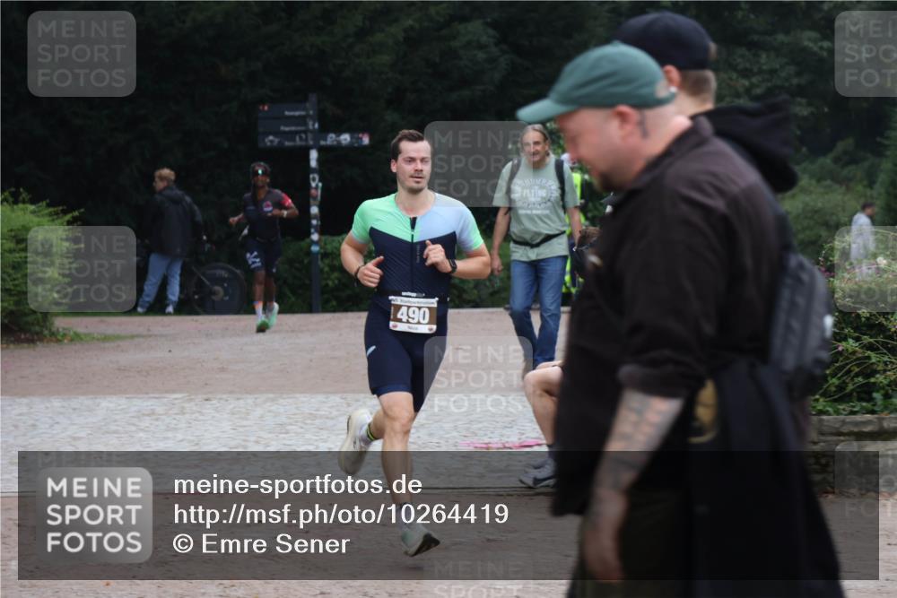 13.09.2026 - Stadtparktriathlon Emre Sener http://msf.ph/oto/10264419 13.09.2026 11:36:59 Laufen 1490, 358, 420, 490, 505 meine-sportfotos.de