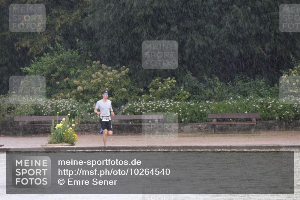 13.09.2026 - Stadtparktriathlon Emre Sener http://msf.ph/oto/10264540 13.09.2026 11:40:51 Laufen 571, 544, 571 meine-sportfotos.de