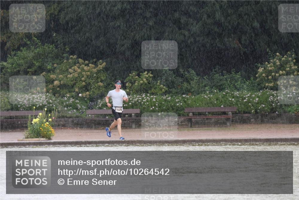 13.09.2026 - Stadtparktriathlon Emre Sener http://msf.ph/oto/10264542 13.09.2026 11:40:52 Laufen 571, 544, 571 meine-sportfotos.de