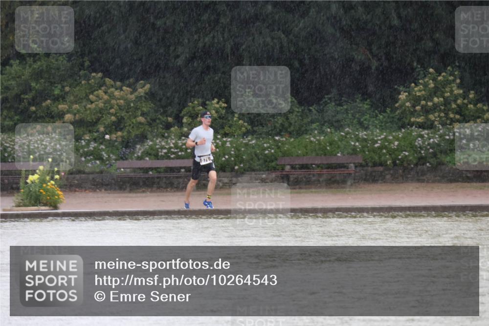 13.09.2026 - Stadtparktriathlon Emre Sener http://msf.ph/oto/10264543 13.09.2026 11:40:52 Laufen 544, 571 meine-sportfotos.de