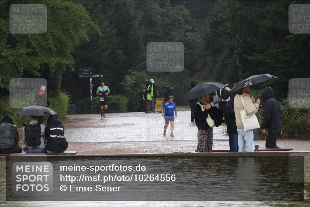 13.09.2026 - Stadtparktriathlon Emre Sener http://msf.ph/oto/10264556 13.09.2026 11:41:33 Laufen 1557, 504, 546, 557, 777 meine-sportfotos.de