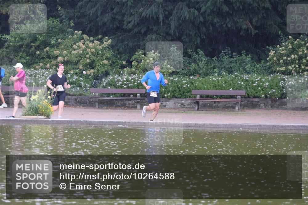 13.09.2026 - Stadtparktriathlon Emre Sener http://msf.ph/oto/10264588 13.09.2026 11:42:15 Laufen 142, 422, 457, 484 meine-sportfotos.de