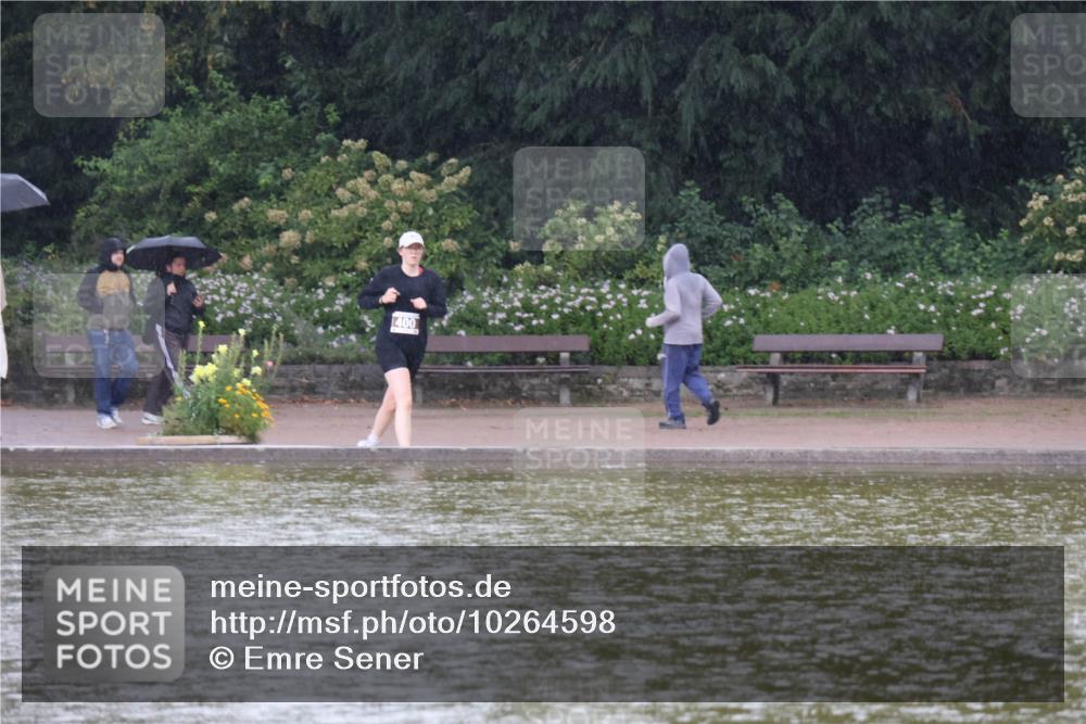 13.09.2026 - Stadtparktriathlon Emre Sener http://msf.ph/oto/10264598 13.09.2026 11:42:43 Laufen 400, 400, 486 meine-sportfotos.de