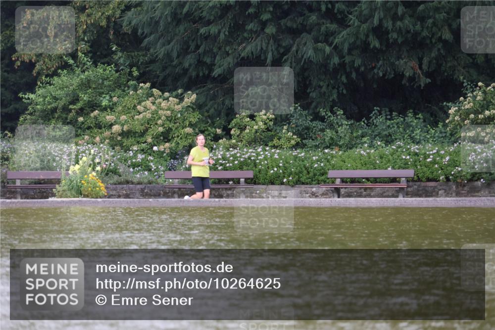 13.09.2026 - Stadtparktriathlon Emre Sener http://msf.ph/oto/10264625 13.09.2026 11:44:02 Laufen 276, 408 meine-sportfotos.de