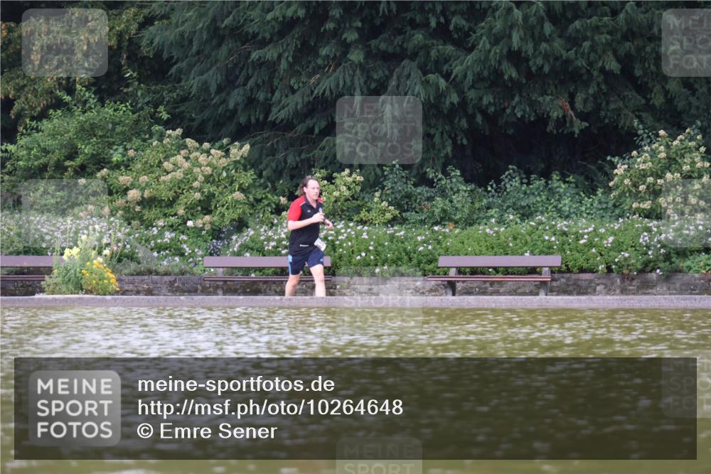 13.09.2026 - Stadtparktriathlon Emre Sener http://msf.ph/oto/10264648 13.09.2026 11:44:39 Laufen 572 meine-sportfotos.de