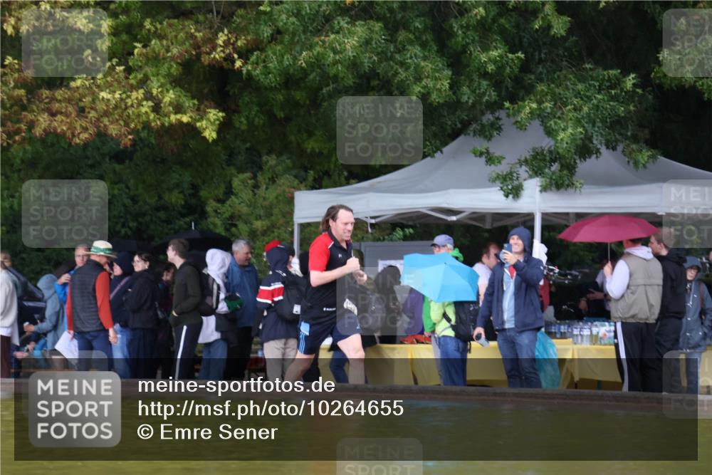 13.09.2026 - Stadtparktriathlon Emre Sener http://msf.ph/oto/10264655 13.09.2026 11:44:48 Laufen 371, 572 meine-sportfotos.de