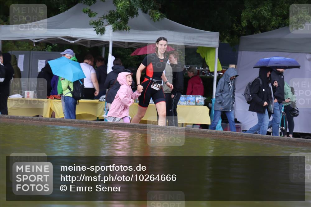 13.09.2026 - Stadtparktriathlon Emre Sener http://msf.ph/oto/10264666 13.09.2026 11:45:12 Laufen 371, 468, 560 meine-sportfotos.de