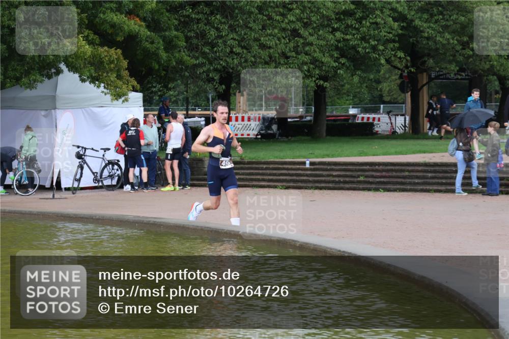 13.09.2026 - Stadtparktriathlon Emre Sener http://msf.ph/oto/10264726 13.09.2026 11:46:49 Laufen 49 meine-sportfotos.de