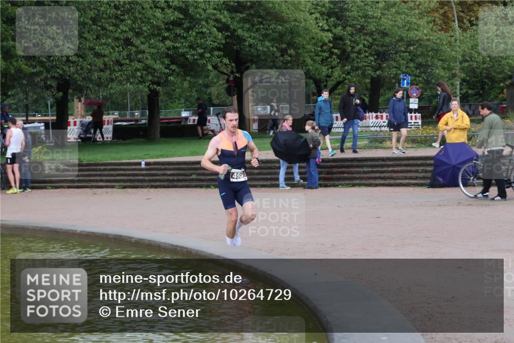 13.09.2026 - Stadtparktriathlon Emre Sener http://msf.ph/oto/10264729 13.09.2026 11:46:50 Laufen 493 meine-sportfotos.de