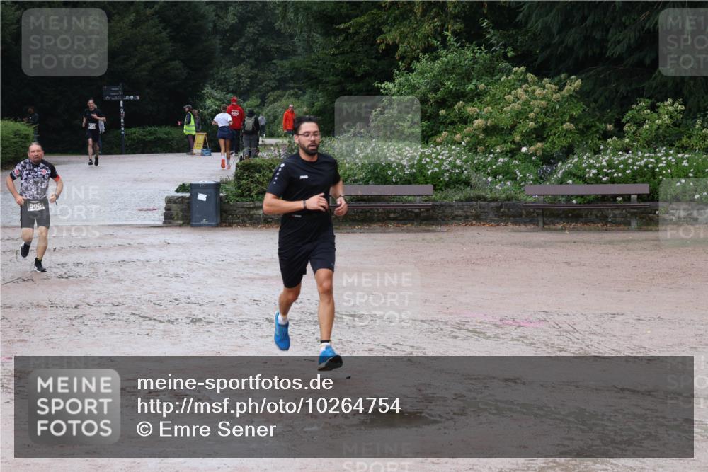 13.09.2026 - Stadtparktriathlon Emre Sener http://msf.ph/oto/10264754 13.09.2026 11:50:50 Laufen 508, 466, 508, 555, 583, 640 meine-sportfotos.de