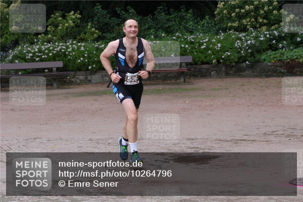 13.09.2026 - Stadtparktriathlon Emre Sener http://msf.ph/oto/10264796 13.09.2026 11:51:35 Laufen 5, 506, 481, 482, 494, 506, 556 meine-sportfotos.de