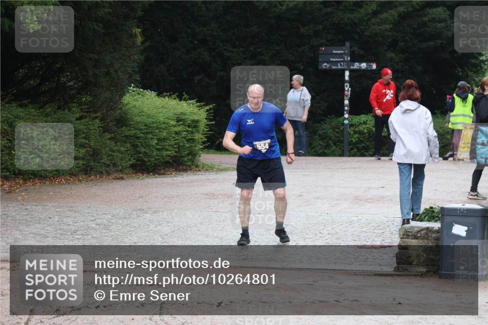 13.09.2026 - Stadtparktriathlon Emre Sener http://msf.ph/oto/10264801 13.09.2026 11:53:21 Laufen 554, 554 meine-sportfotos.de