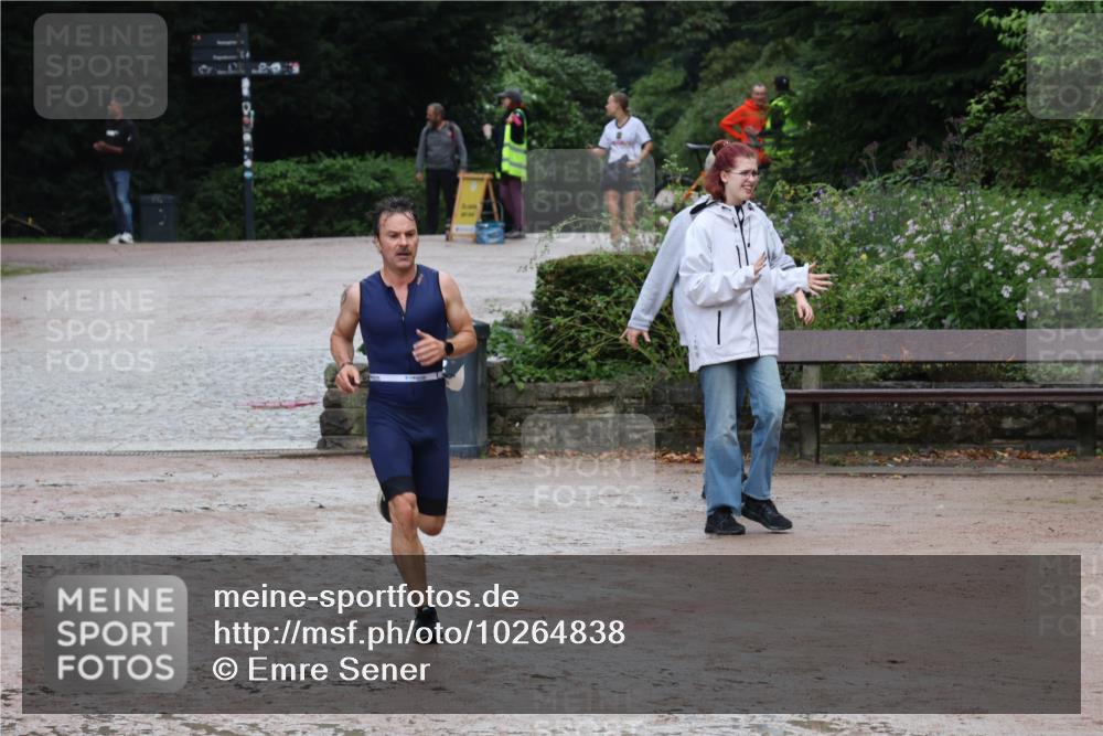 13.09.2026 - Stadtparktriathlon Emre Sener http://msf.ph/oto/10264838 13.09.2026 11:54:14 Laufen 275, 476, 512, 561, 600, 603, 1799 meine-sportfotos.de