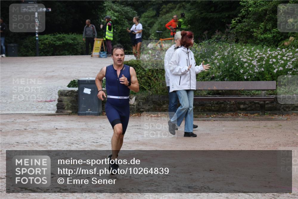 13.09.2026 - Stadtparktriathlon Emre Sener http://msf.ph/oto/10264839 13.09.2026 11:54:15 Laufen 275, 476, 512, 561, 600, 603, 1799 meine-sportfotos.de