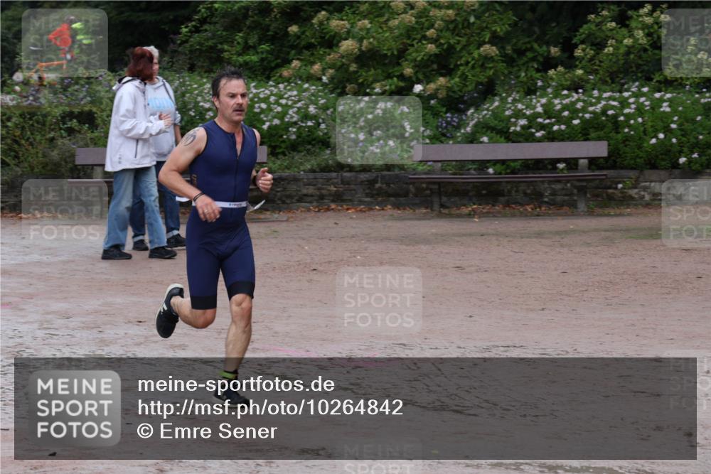 13.09.2026 - Stadtparktriathlon Emre Sener http://msf.ph/oto/10264842 13.09.2026 11:54:16 Laufen 275, 476, 512, 561, 600, 603, 1799 meine-sportfotos.de