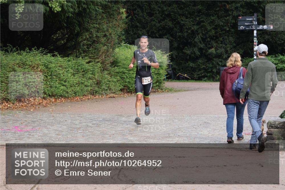 13.09.2026 - Stadtparktriathlon Emre Sener http://msf.ph/oto/10264952 13.09.2026 11:58:05 Laufen 664, 664 meine-sportfotos.de