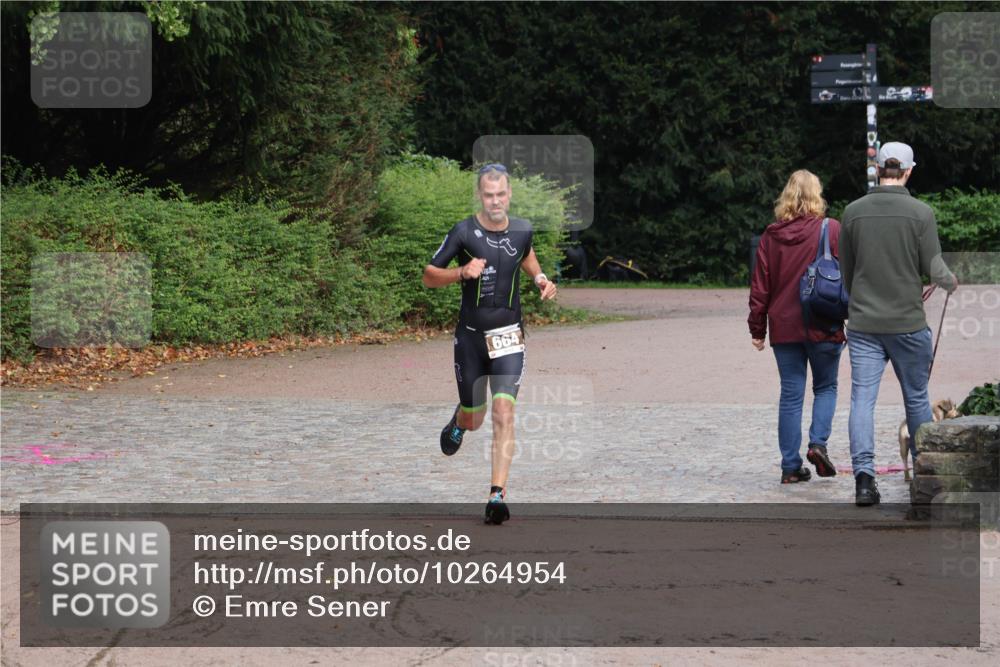 13.09.2026 - Stadtparktriathlon Emre Sener http://msf.ph/oto/10264954 13.09.2026 11:58:06 Laufen 664, 664 meine-sportfotos.de