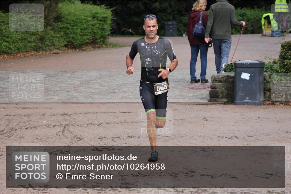 13.09.2026 - Stadtparktriathlon Emre Sener http://msf.ph/oto/10264958 13.09.2026 11:58:08 Laufen 664, 664 meine-sportfotos.de