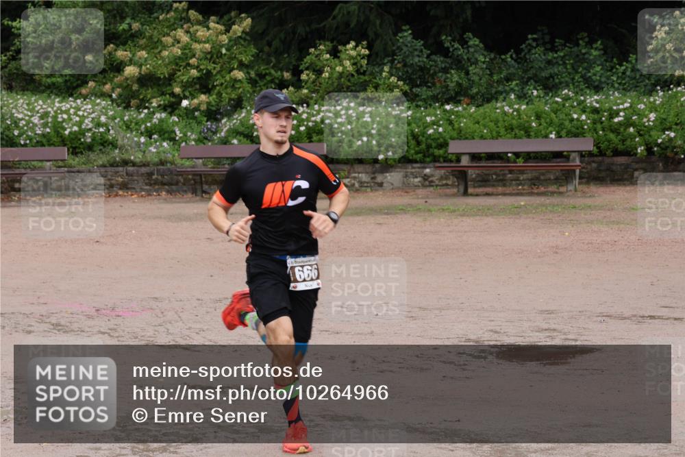 13.09.2026 - Stadtparktriathlon Emre Sener http://msf.ph/oto/10264966 13.09.2026 11:58:45 Laufen 5, 666, 510, 666 meine-sportfotos.de