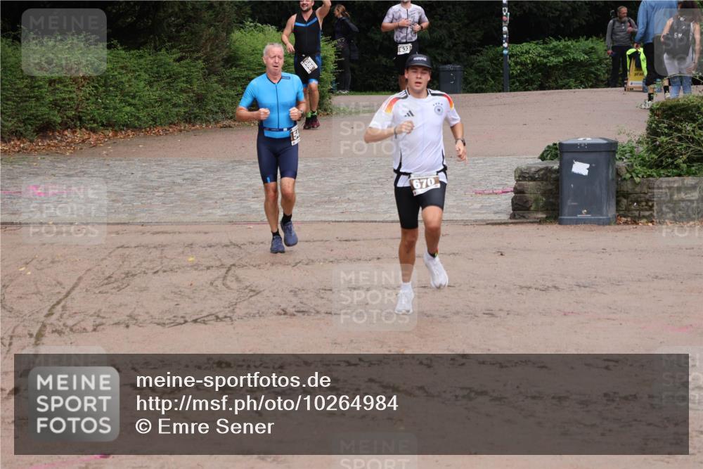 13.09.2026 - Stadtparktriathlon Emre Sener http://msf.ph/oto/10264984 13.09.2026 11:59:57 Laufen 586, 1633, 40, 670, 548, 586, 633, 670 meine-sportfotos.de