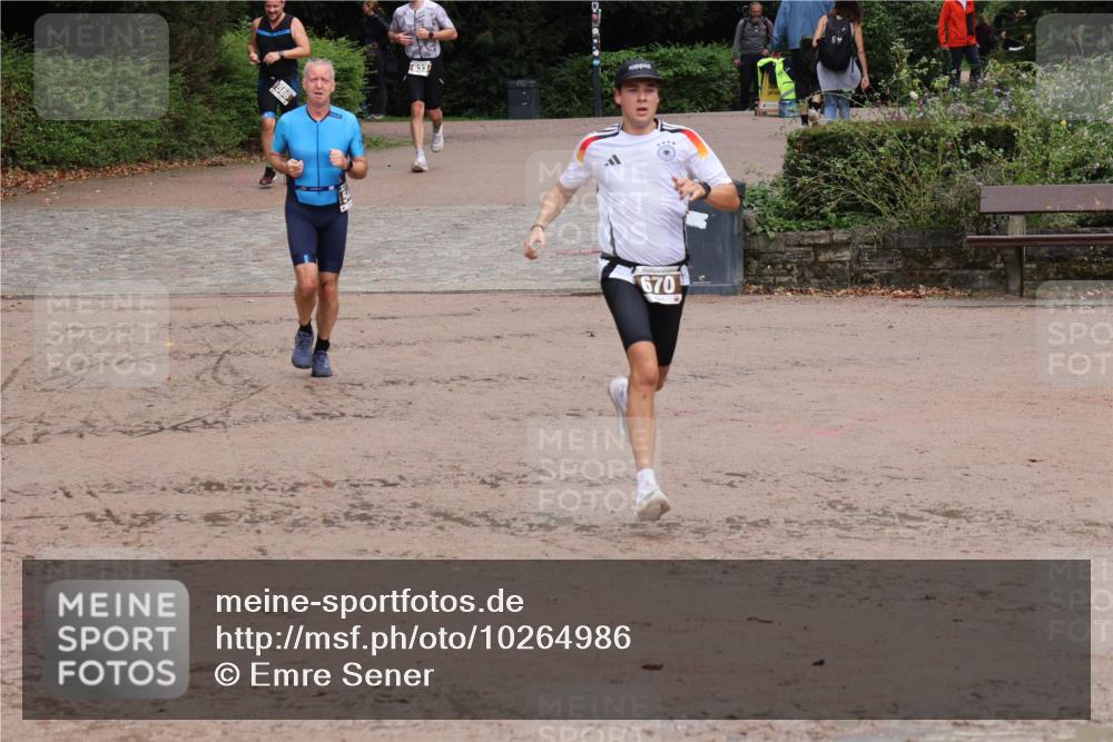 13.09.2026 - Stadtparktriathlon Emre Sener http://msf.ph/oto/10264986 13.09.2026 11:59:59 Laufen 1586, 633, 670, 548, 586, 633, 670 meine-sportfotos.de