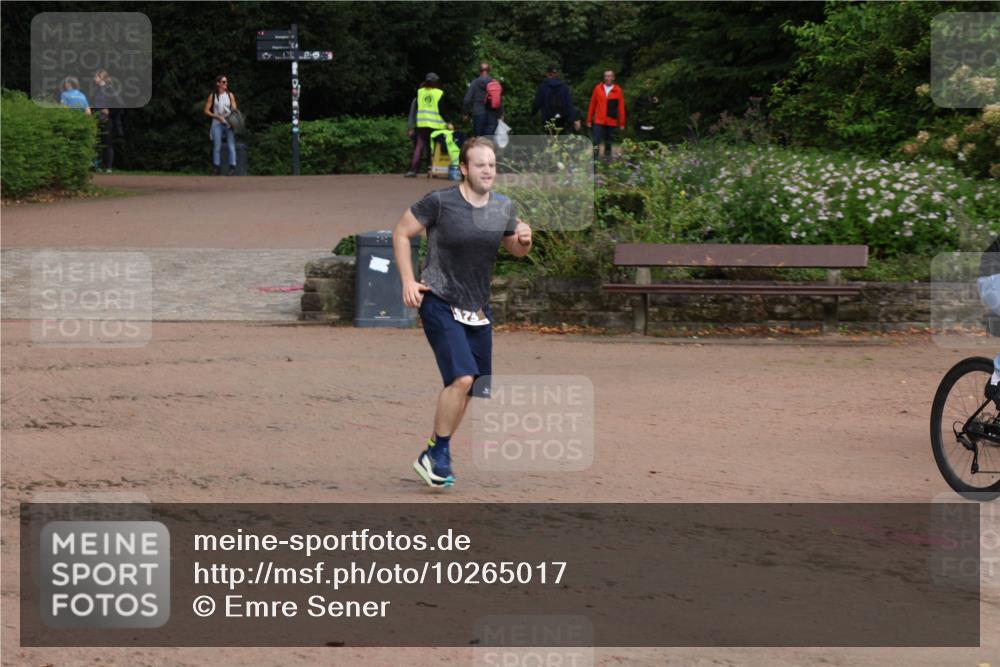 13.09.2026 - Stadtparktriathlon Emre Sener http://msf.ph/oto/10265017 13.09.2026 12:01:04 Laufen 573, 602, 619 meine-sportfotos.de