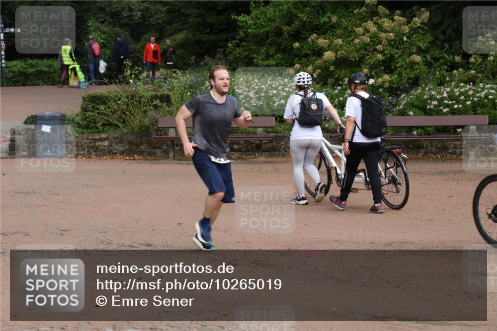 13.09.2026 - Stadtparktriathlon Emre Sener http://msf.ph/oto/10265019 13.09.2026 12:01:05 Laufen 573, 602, 619 meine-sportfotos.de