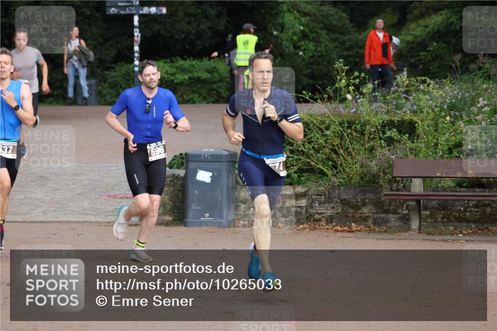 13.09.2026 - Stadtparktriathlon Emre Sener http://msf.ph/oto/10265033 13.09.2026 12:01:45 Laufen 637, 696, 74, 621, 635, 637, 674, 688, 696 meine-sportfotos.de